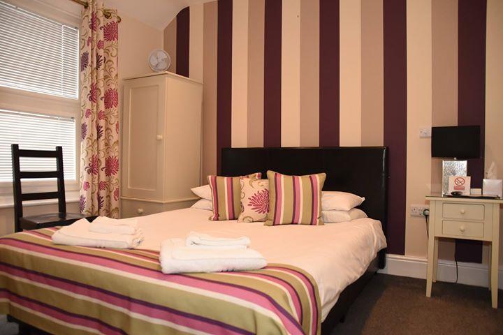 Harry'S Hotel & Restaurant Aberystwyth Exterior photo