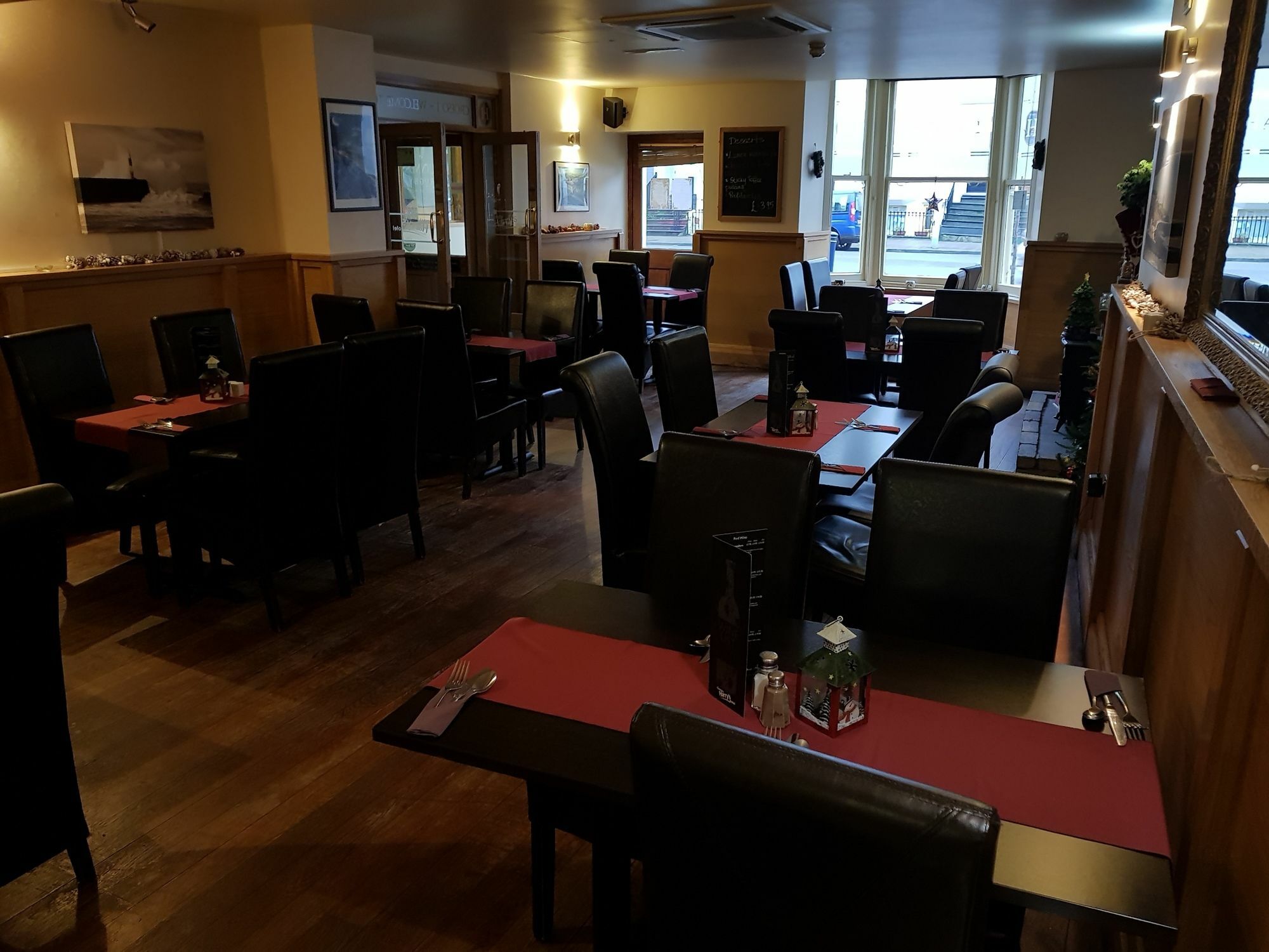 Harry'S Hotel & Restaurant Aberystwyth Exterior photo